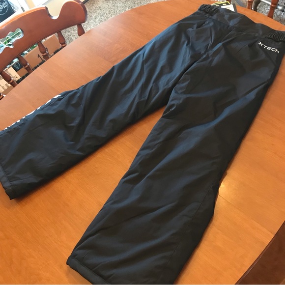 Hurley Snow pants. Black. Small or Medium. - Picture 12 of 13